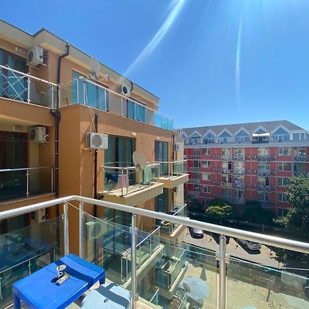 Апартаменти Studio In Amadeus XI Сонячний Берег Екстер'єр фото