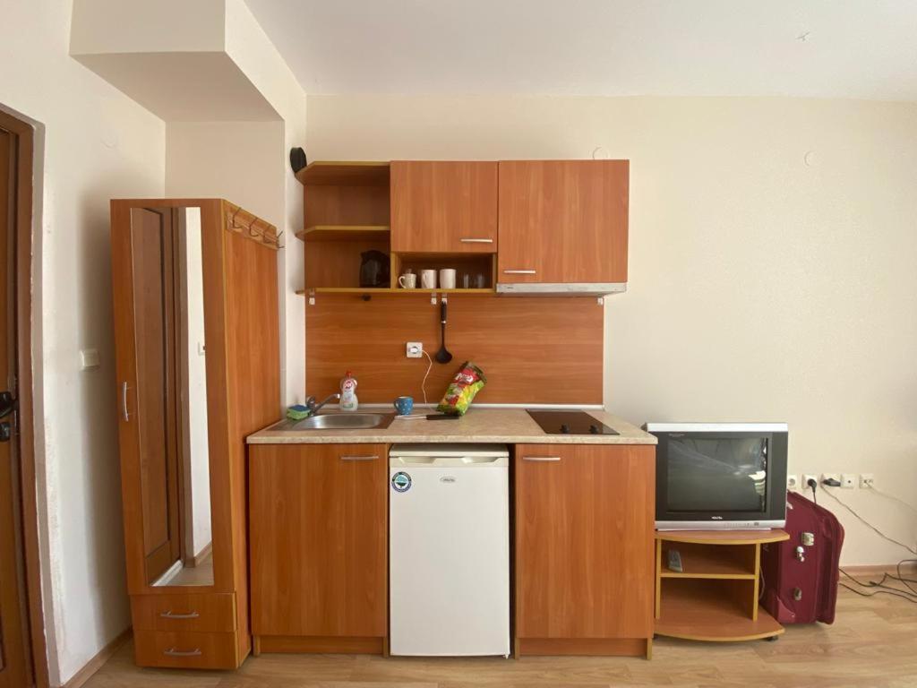 Апартаменти Studio In Amadeus XI Сонячний Берег Екстер'єр фото